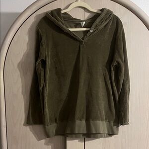 Kate Quinn Olive Green Hooded Pullover